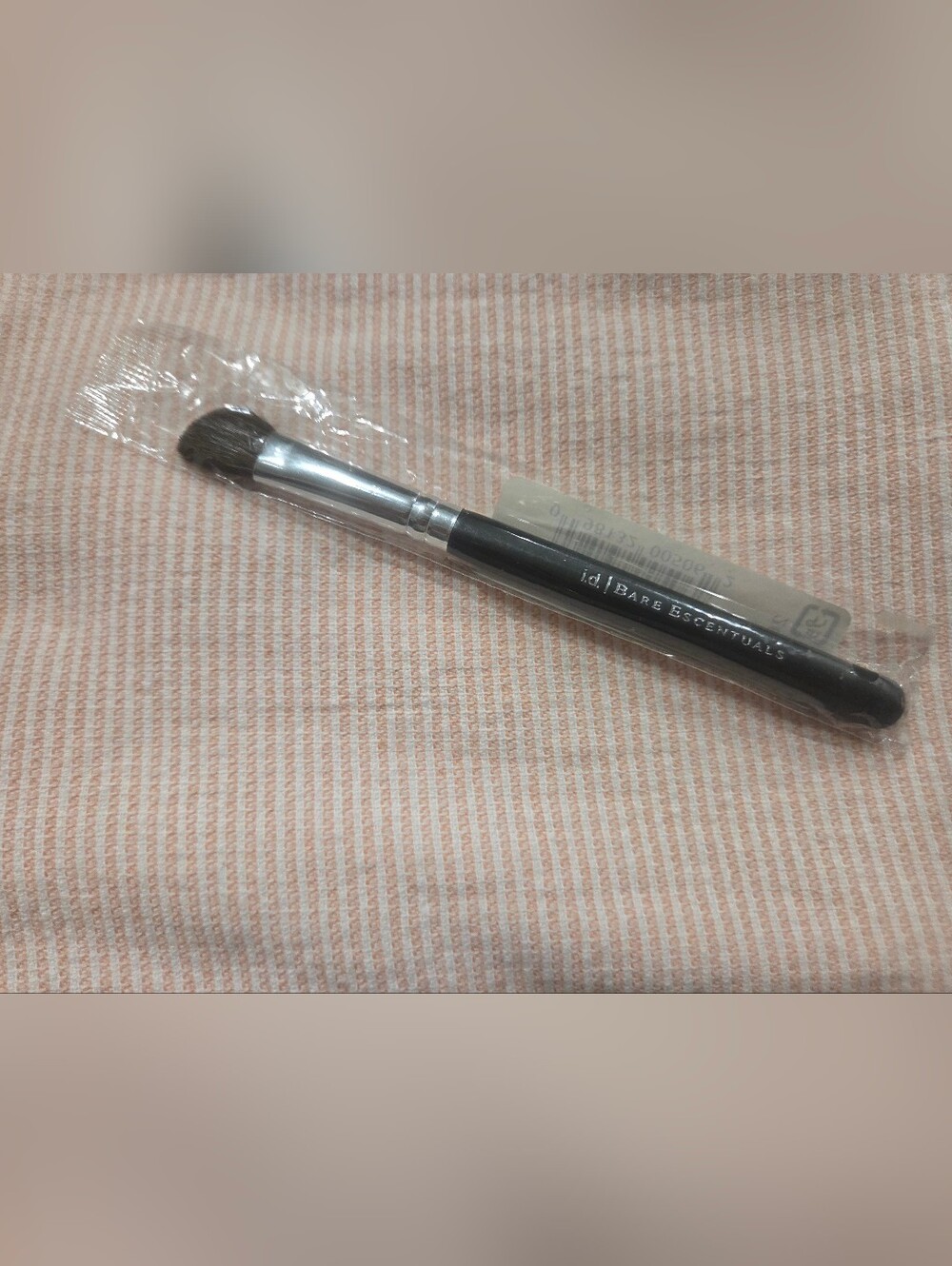 Bare Escentuals Eyeshadow Brush - Black Handle, Silver Ferrule